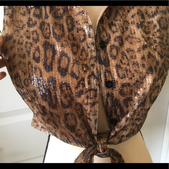 F21 Sequins Leopard Top Size M - Picture 2 of 7